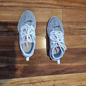 NIKE Womens's Blue Orbit Flex Gym Training Shoes Size 6.5 US